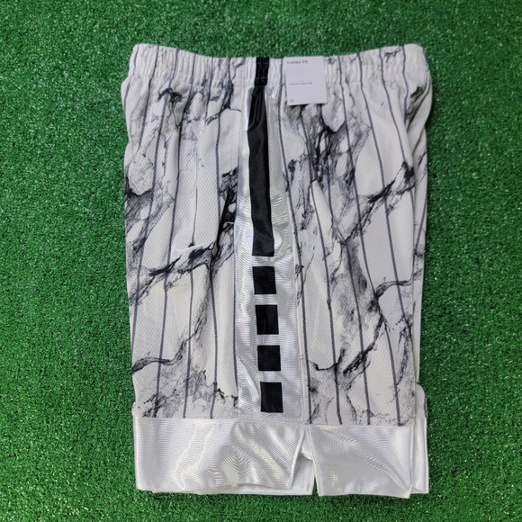 Nike Dri Fit Elite Boy's Basketball Shorts Size XL White Black Smoke Print New - Picture 10 of 11
